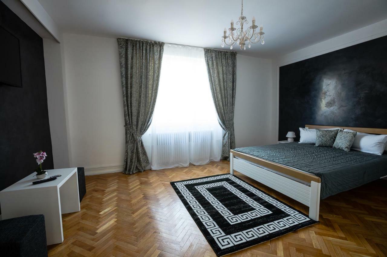 White Spacious Apartment Sibiu Dış mekan fotoğraf